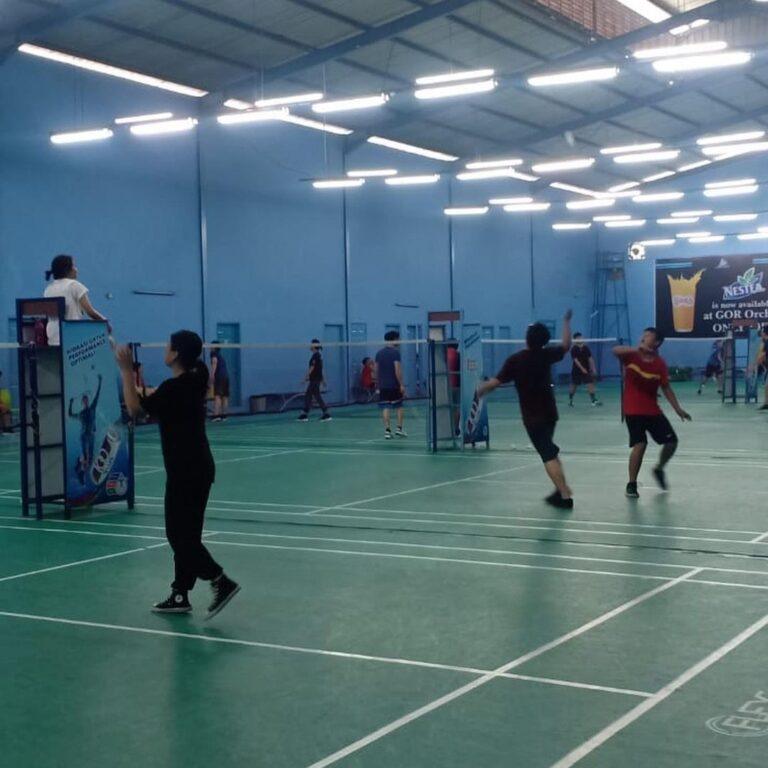 Badminton