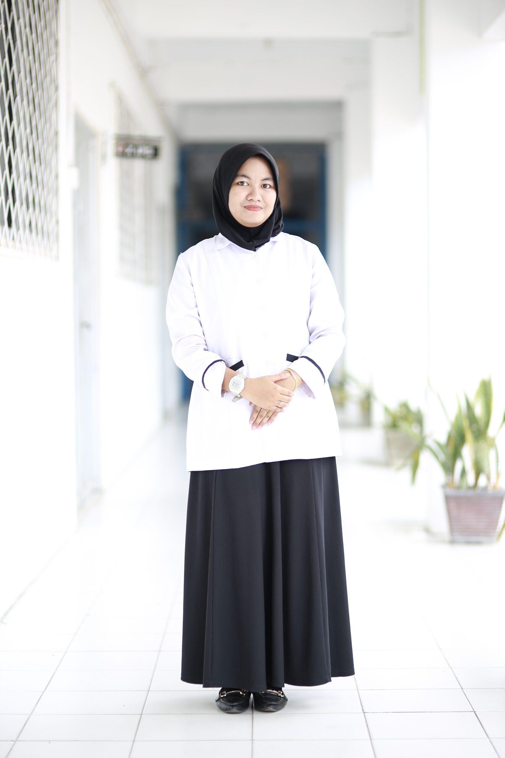 Aldawiyah Indriani, S.Pd